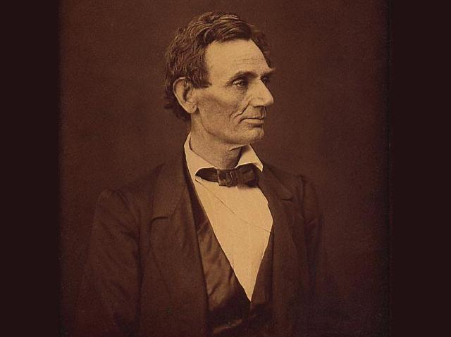 Abraham Lincoln, Albumen print, 1860 wallpaper