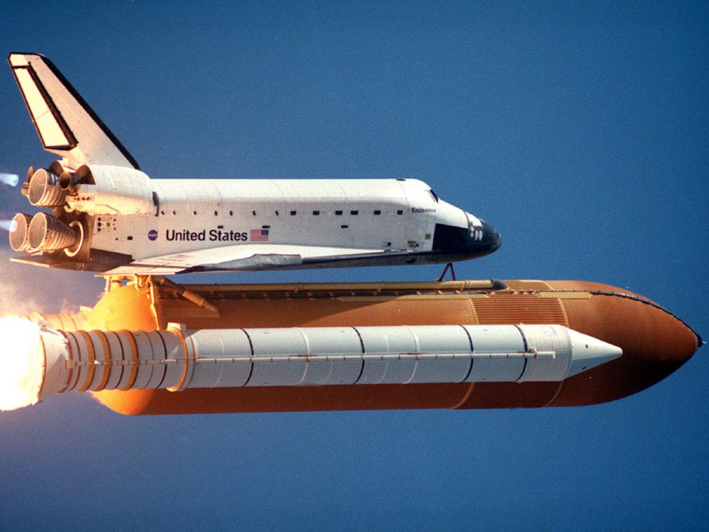 Shuttle Endeavour After Lift off wallpaper